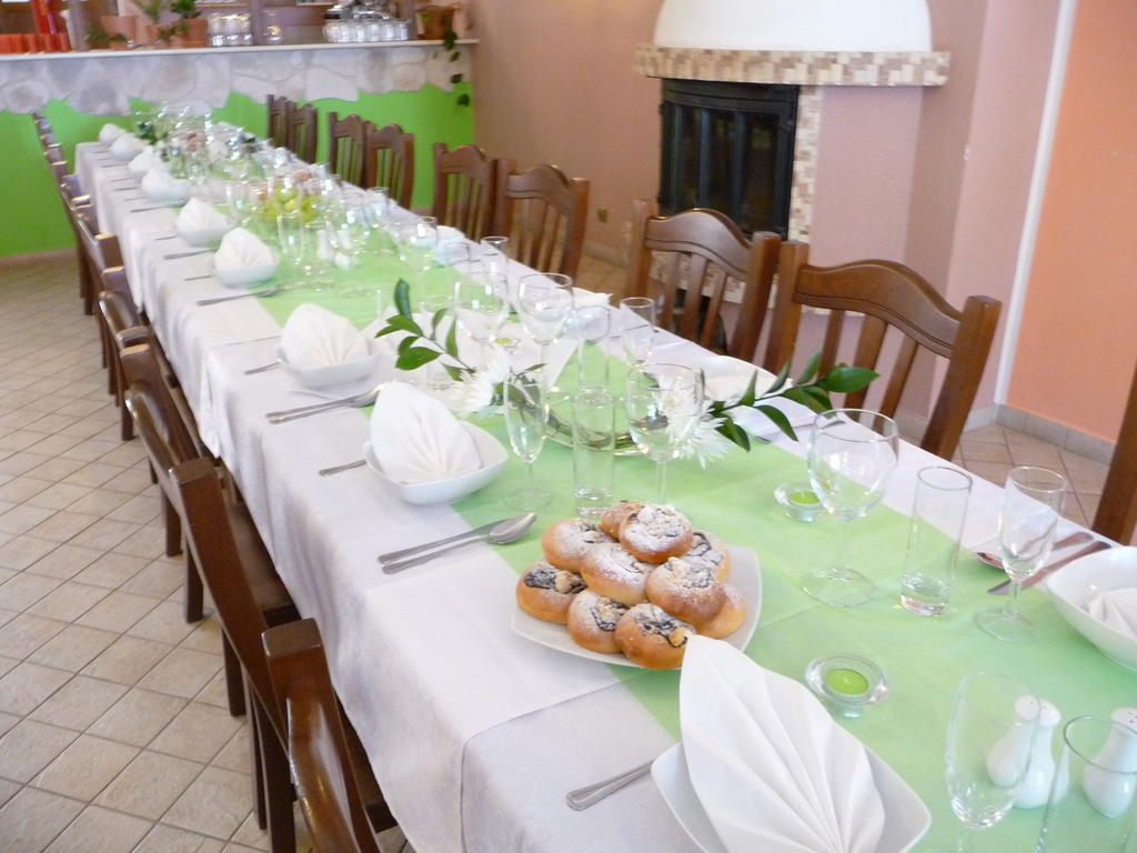Gloria Hotel Alamóc Kültér fotó
